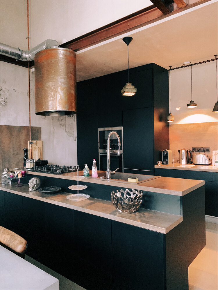 Kitchen Remodeling: Design and Innovation