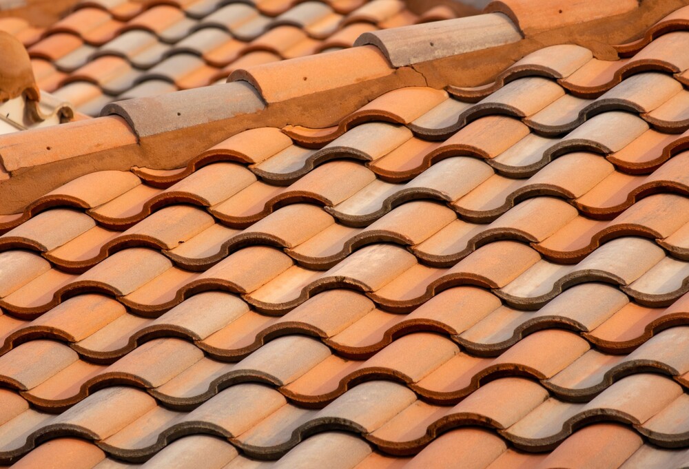 What Are Tile Roofs?